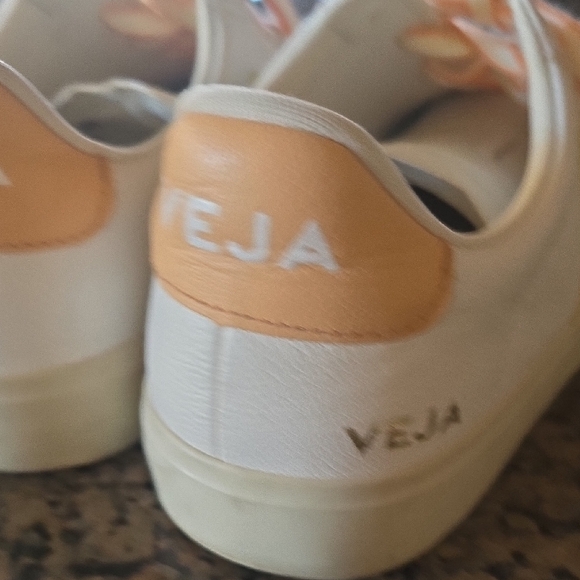 Veja Women's White/Orang/Yellow Sneakers - Picture 6 of 13